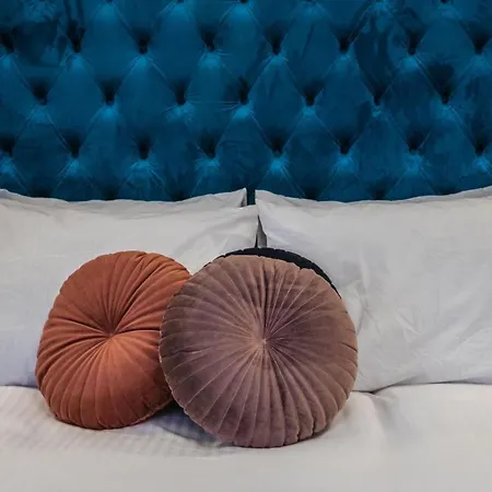 New & Unique - A 5 Minutes Ferry To Capital Of Valletta Lejlighed