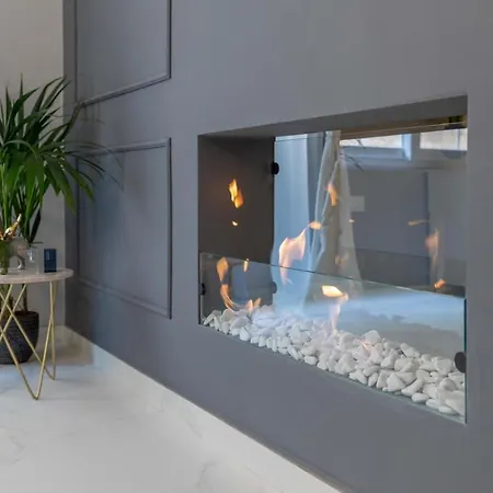 New & Unique - A 5 Minutes Ferry To Capital Of Valletta Lejlighed *