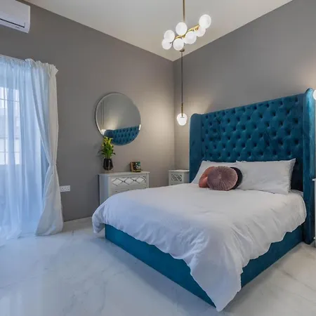 New & Unique - A 5 Minutes Ferry To Capital Of Valletta Apartment *