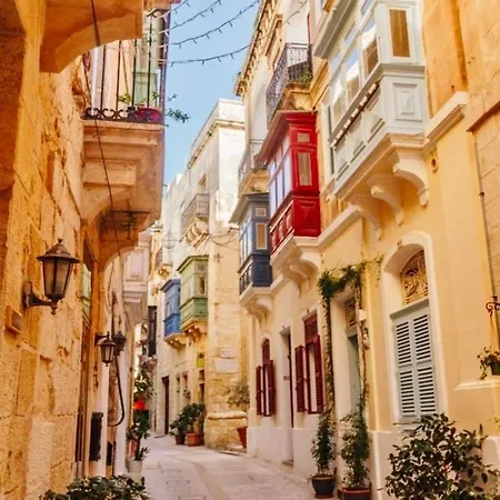 New & Unique - A 5 Minutes Ferry To Capital Of Valletta Apartment Senglea