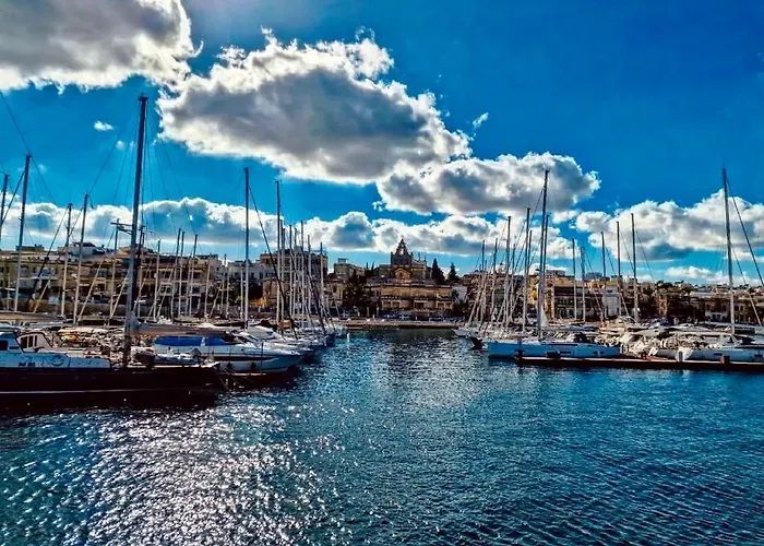 New & Unique - A 5 Minutes Ferry To Capital Of Valletta