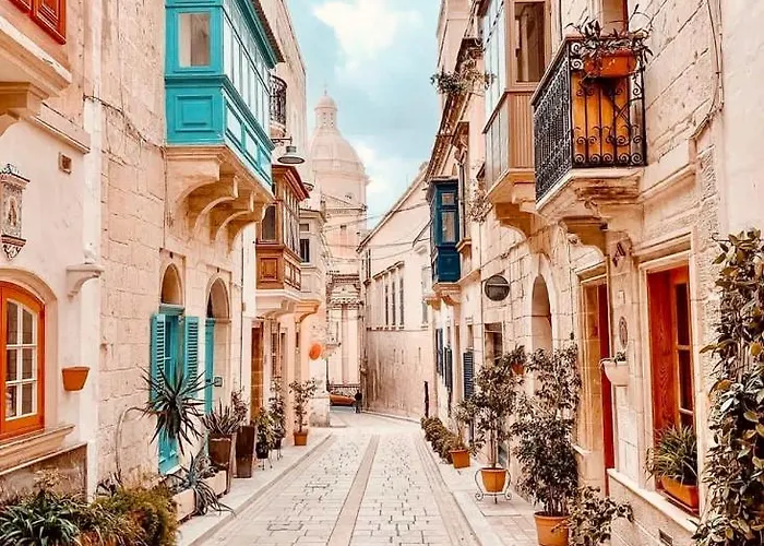 New & Unique - A 5 Minutes Ferry To Capital Of Valletta Senglea