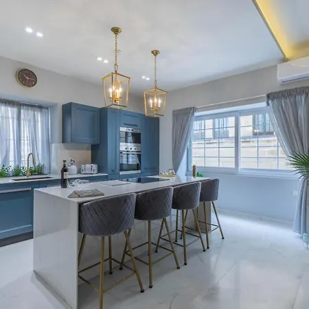 New & Unique - A 5 Minutes Ferry To Capital Of Valletta * Senglea