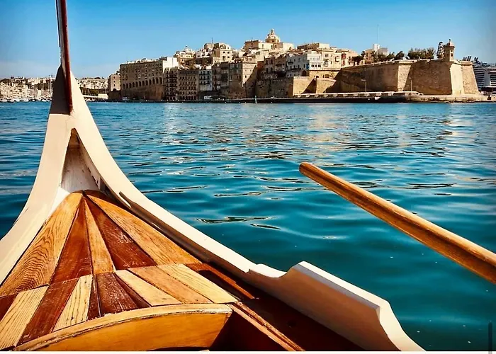 アパート New & Unique - A 5 Minutes Ferry To Capital Of Valletta セングレア